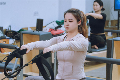 深圳学普拉提培训去哪家好？