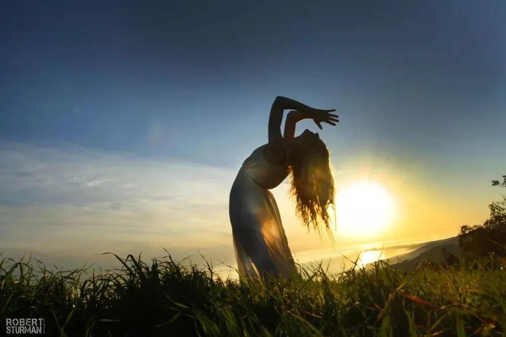 学瑜伽教练需要多久？