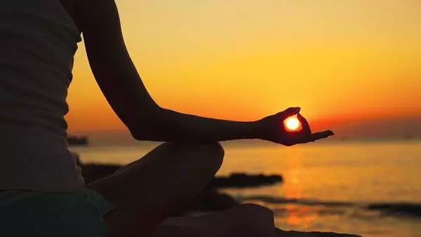 当瑜伽练习遇到瓶颈？厦门瑜伽教练培训都是这样解决的 