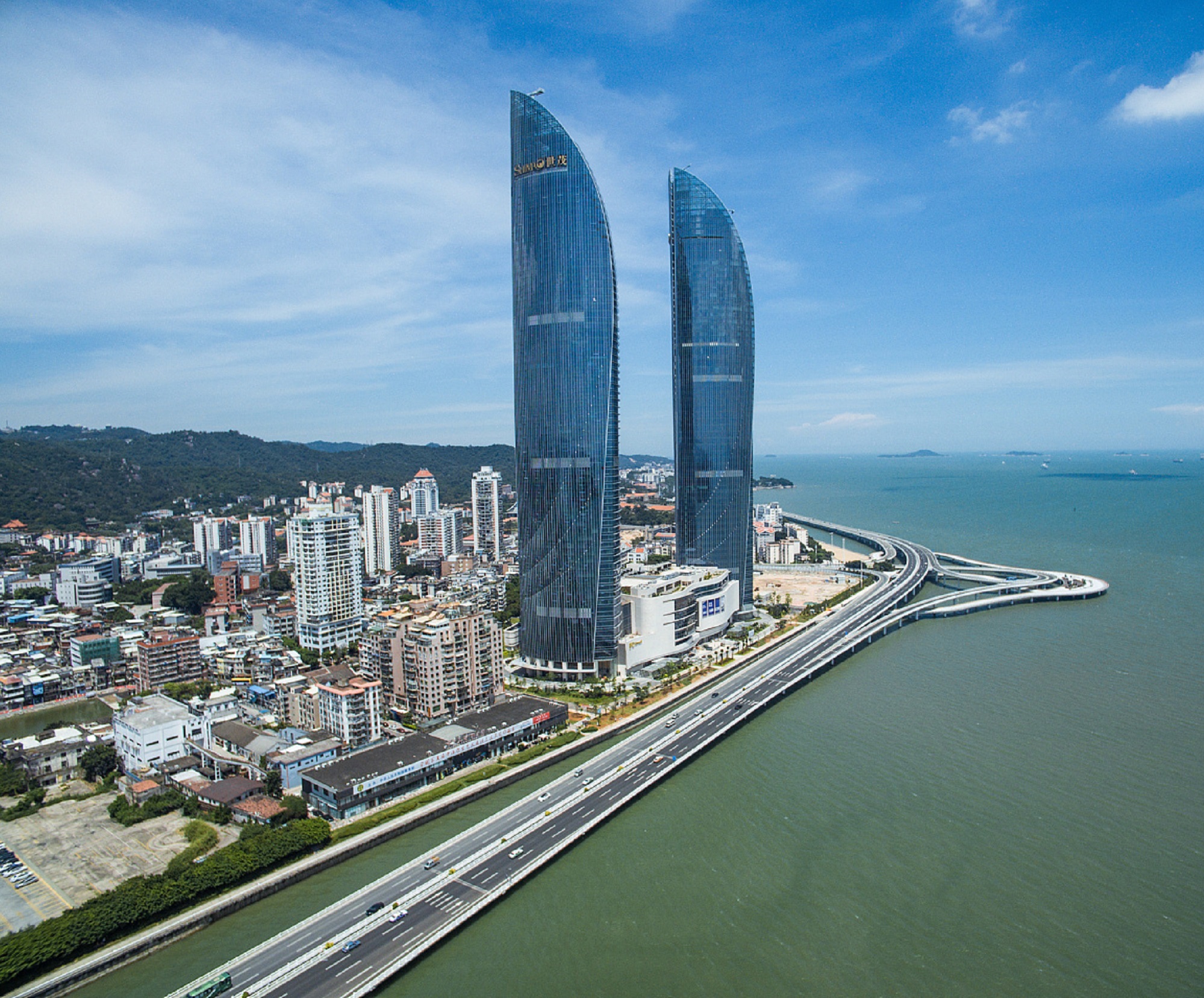 厦门瑜伽教练培训哪里好？