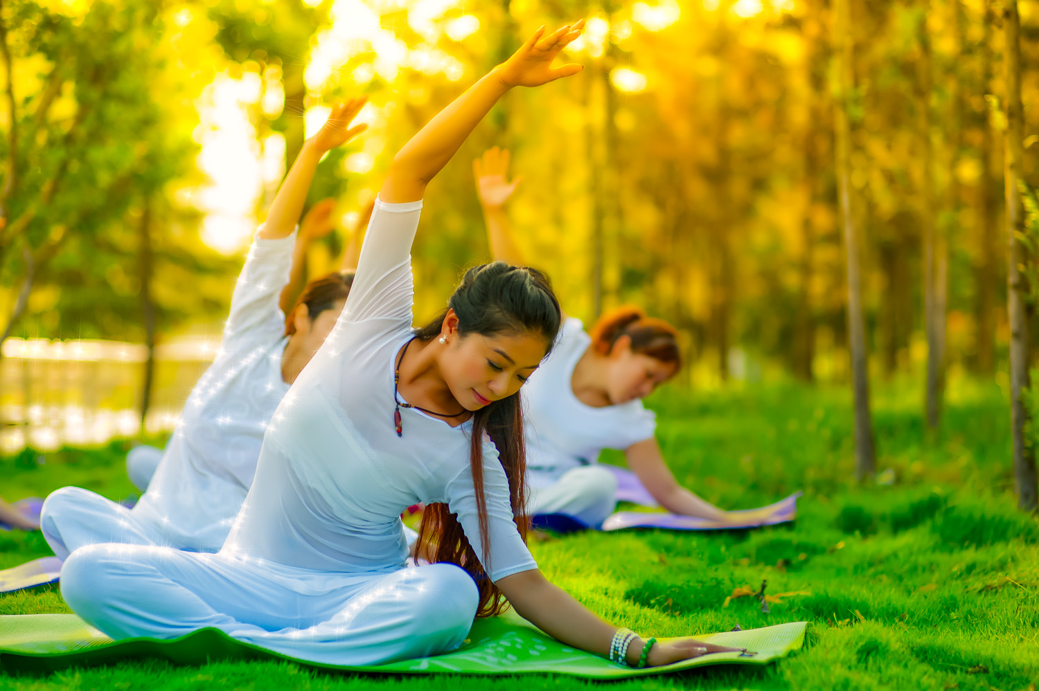 瑜伽教练培训课堂：瑜伽的八支分法是什么？怎么学？