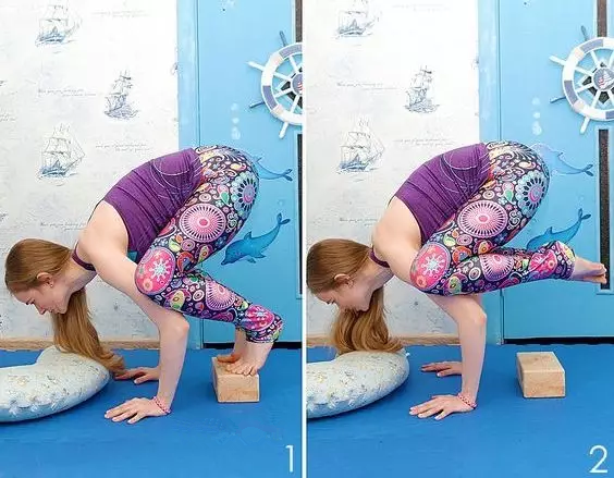 瑜伽教练培训的分步进阶练习乌鸦式（鹤禅式）