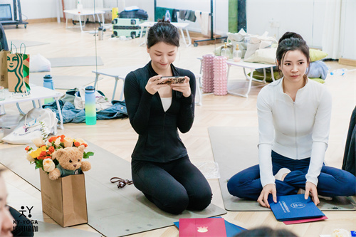瑜伽教练培训机构